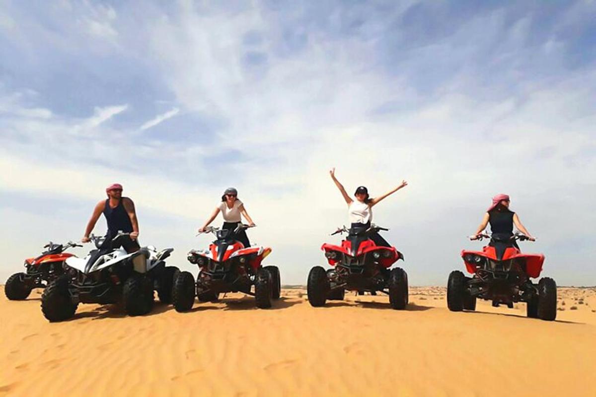 Spannende Safari: 3-Stunden Quad- und Kamelritt